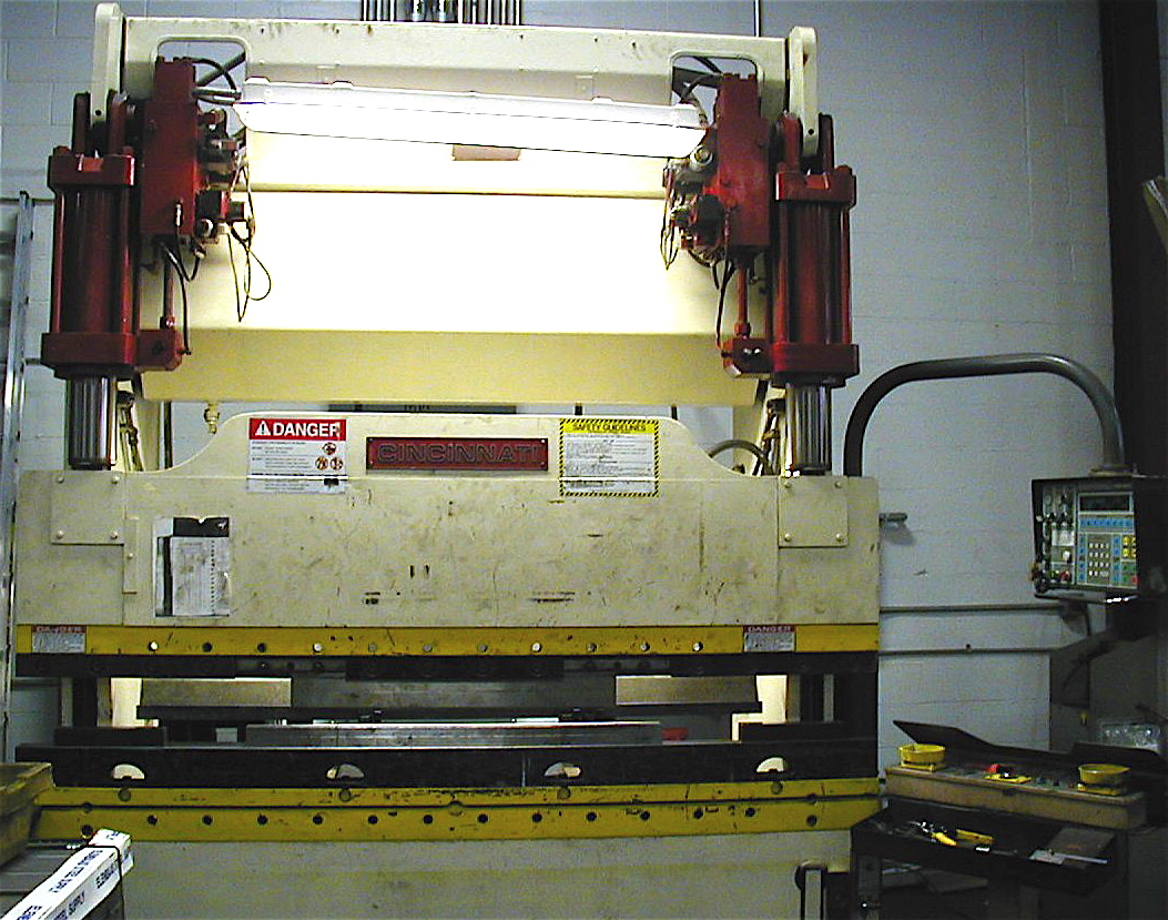 90 TON x 8' CINCINNATI ... PRESS BRAKE